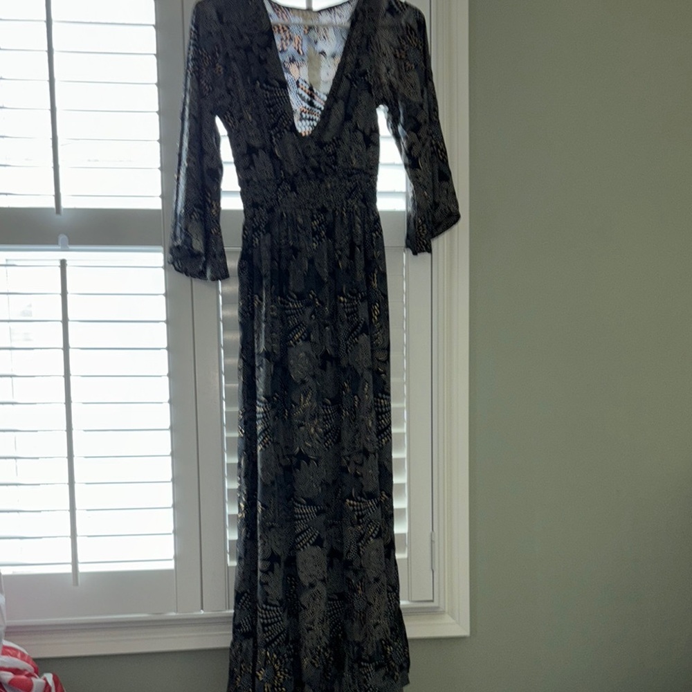 Elegant Black Patterned Maxi Dress